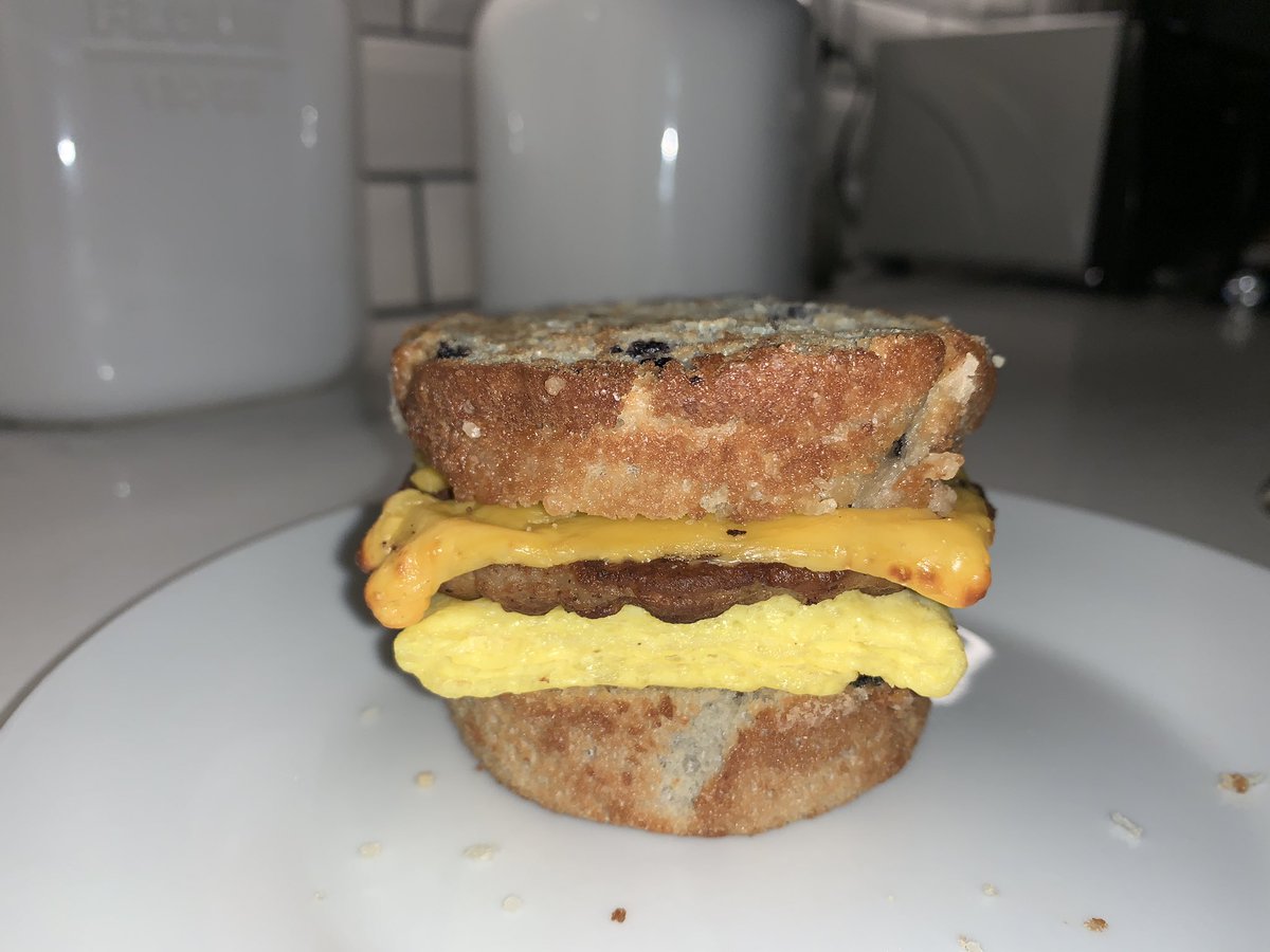 trainorsays's tweet photo. @McDonalds I never had the chance to try the blueberry McGriddle😢... So I created the blueberry McMuffin!!! 😳😍 https://t.co/vSslIwHR15