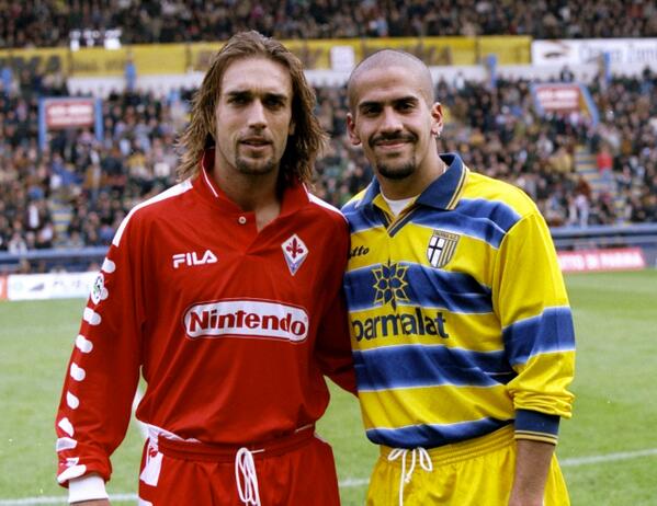 90sfootball's tweet photo. Gabriel Batistuta and Juán Sebastián Verón. https://t.co/4IEEmwyQBj