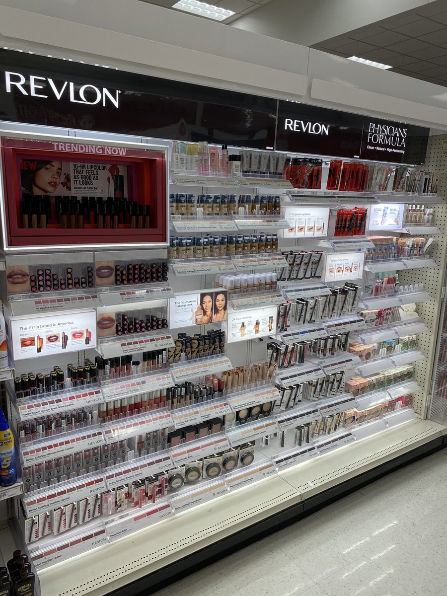LoganStaple805's tweet photo. Beauty reset what can I say we might not be a beauty blow out store but this new set has our guest talking as well as our team members! @Meredith_target @denney_alicia @Eric_Camarata https://t.co/mH8vnOe0Zd