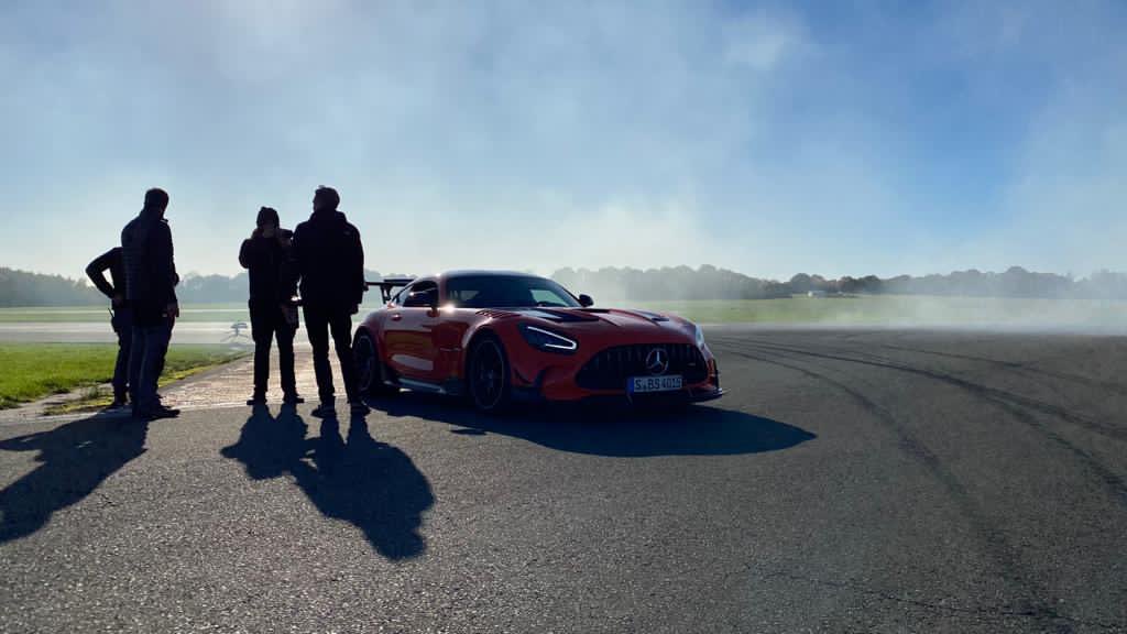 rowanhorncastle's tweet photo. We had under two hours to make that film in between other shoots. Luckily I had the team for the job: @thisisgrip @BenjaminCornish and @markriccioni. Oh, and The Stig. But we only had one set of tyres to destroy, that’s why you can hear them delaminate. BTS shot by @TopGearEditor https://t.co/9PkBT9pkyI