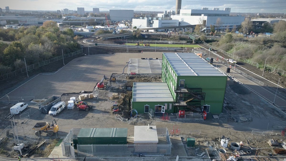 NLHPP's tweet image. We’re celebrating our two-year construction anniversary on the #NLHPP

In 2019, works began to build a Laydown Area to be used by our contractors building new recycling facilities. Today, the site is nearly complete. Check out the difference below…👷🏻🚛 #2yearsin