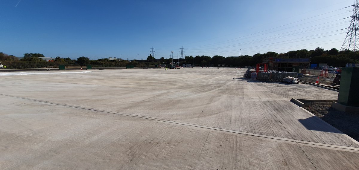 NLHPP's tweet image. We’re celebrating our two-year construction anniversary on the #NLHPP

In 2019, works began to build a Laydown Area to be used by our contractors building new recycling facilities. Today, the site is nearly complete. Check out the difference below…👷🏻🚛 #2yearsin