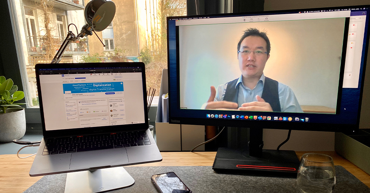 easy_software's tweet photo. Our Employee Kick Off has begun! Take a peek at our virtual event today! Great introduction @EASYTonyC 🚀
#easyemployeekickoff
#digitalbuteasy
#virtualevent https://t.co/ZoWqUGhj6w