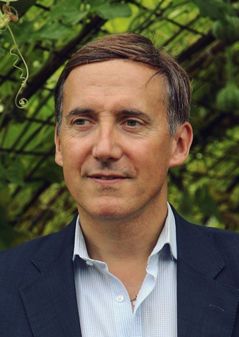 Très heureux de recevoir ce soir @GaelGiraud_CNRS pour échanger avec lui sur le thème "Les personnes vulnérables face au stress économique et écologique".