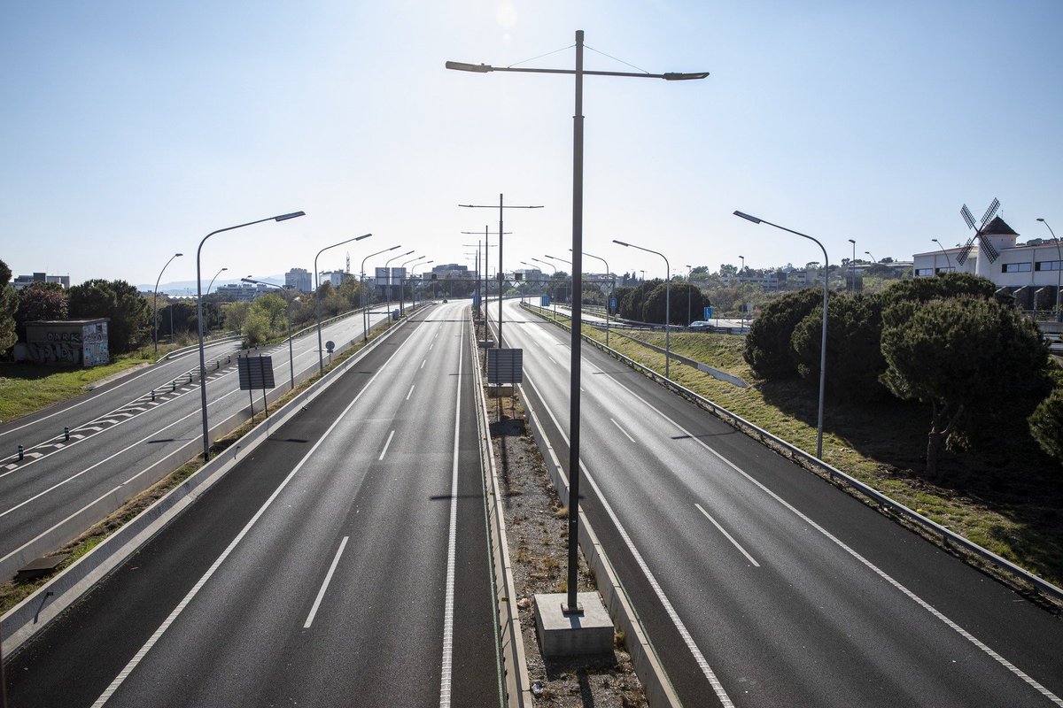 Novetats respecte a l'enquesta anterior, feta l'any 2016: S'incorporen les persones majors de 74 anys en l'avaluació de la bretxa digital. S'hi analitza com el confinament ha modificat el comportament en l'ús de les TIC.Aquestes són algunes de les dades obtingudes 