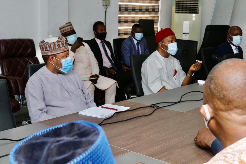 MohdHAbdullahi's tweet photo. @NigeriaGov will support local content promotion in accordance with Executive Order.5 that will enable our citizenโs entrepreneurial growth. @FmstNg expressed This when we hosted Association of Computer Village Tech Merchants of Nig today.
#SupportingLocalContent
#Thread https://t.co/ne70kc57kk