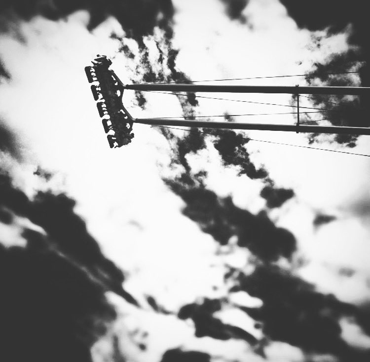 airtimemisfits's tweet photo. Do NOT push down on the blue lap bar.
#airtimemisfits #airtimemisfitspodcast #podcast #youtube #rollercoasters #vintagerollercoaster #defunctcoaster #coasterenthusiasts #rollercoasterenthusiasts #purveyorsofnostalgia #handmade #soywaxcandles #enamelpins #cedarpoint #skyhawk https://t.co/RdhTnV2bYK