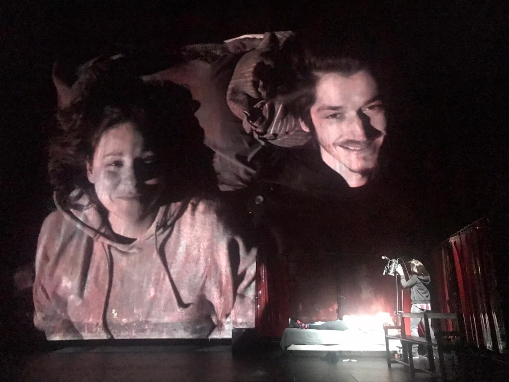 TNP_theatre's tweet photo. Ici, on répète, on essaie, on crée ... bref on prépare l'avenir !📽️Essais vidéos pour la future création « Le Suicidé » de Nicolaï Erdman, mise en scène Jean Bellorini, traduction André Markowicz. En savoir plus : https://t.co/j674gkoAqP 
#JeanBellorini #Markowicz #Erdman https://t.co/c1pGsoQjdi