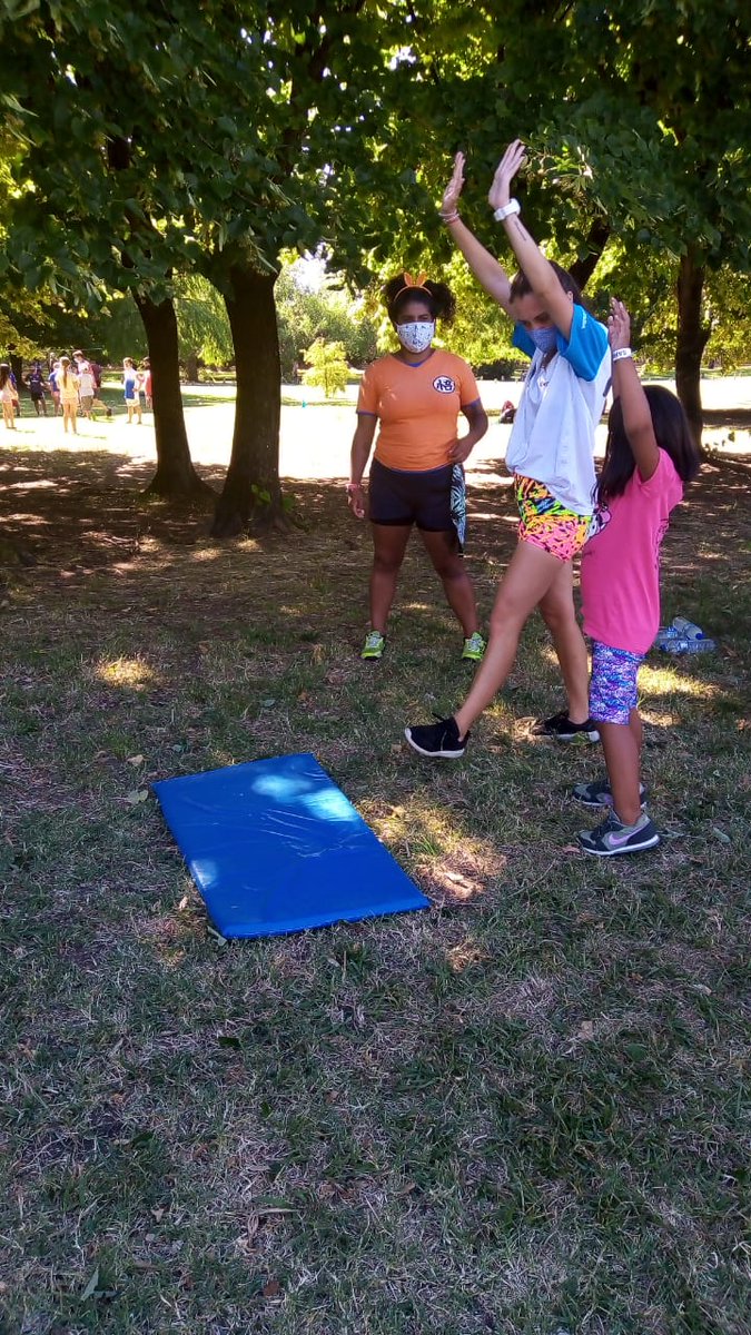 DeportesBA's tweet photo. Taller de #GimnasiaArtística en el #ParqueSarmiento.

#ColoniasBA. https://t.co/zxvhqOnE1C