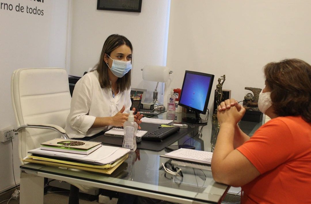 La diputada por la provincial, <a href="/gladis_cristald/">Gladis Cristaldo</a> ,de <a href="/IgualarOK/">Igualar Argentina 🇦🇷☀️</a> .Se reunio con la Ministra de Desarrollo Social del Chaco <a href="/PiaCavana/">Pía Cavana</a> ,con quien acordamos el análisis y tratamiento  de diversas acciones en conjunto desde los distintos entes de gobierno.

<a href="/DesarrolloChaco/">Desarrollo Humano | CHACO</a>