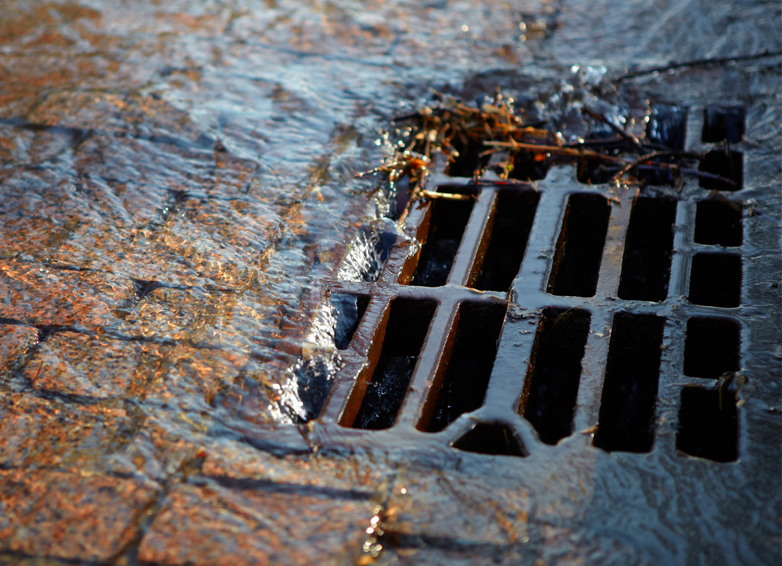 Who’s responsible for what when it comes to repairing and maintaining your home drainage systems? Our latest blog explains all! bit.ly/2NgvQuC