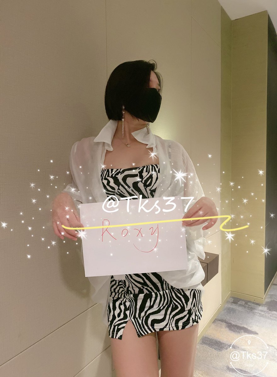 #就说下为什么会玩推特吧 巧合下在网络上认识了一个姐姐，感谢她的坦诚，才有了今天的我，蚁穴能溃堤，星火可燎原，其实有很多不同的天空，看你愿在哪里翱翔。 https://t.co/iLuAZimDj5