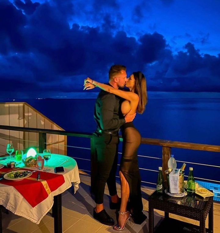 Talia_Head's tweet image. ⊹ 　　　* 　
      　 　　　❌
　　✷   *    . 　　　
　　　　　 * 　　*   +   ✫ 
* 　　　　　　　　　 ✵  　 ·
　　     　　　　✵ 
              @Mercenary_Slade