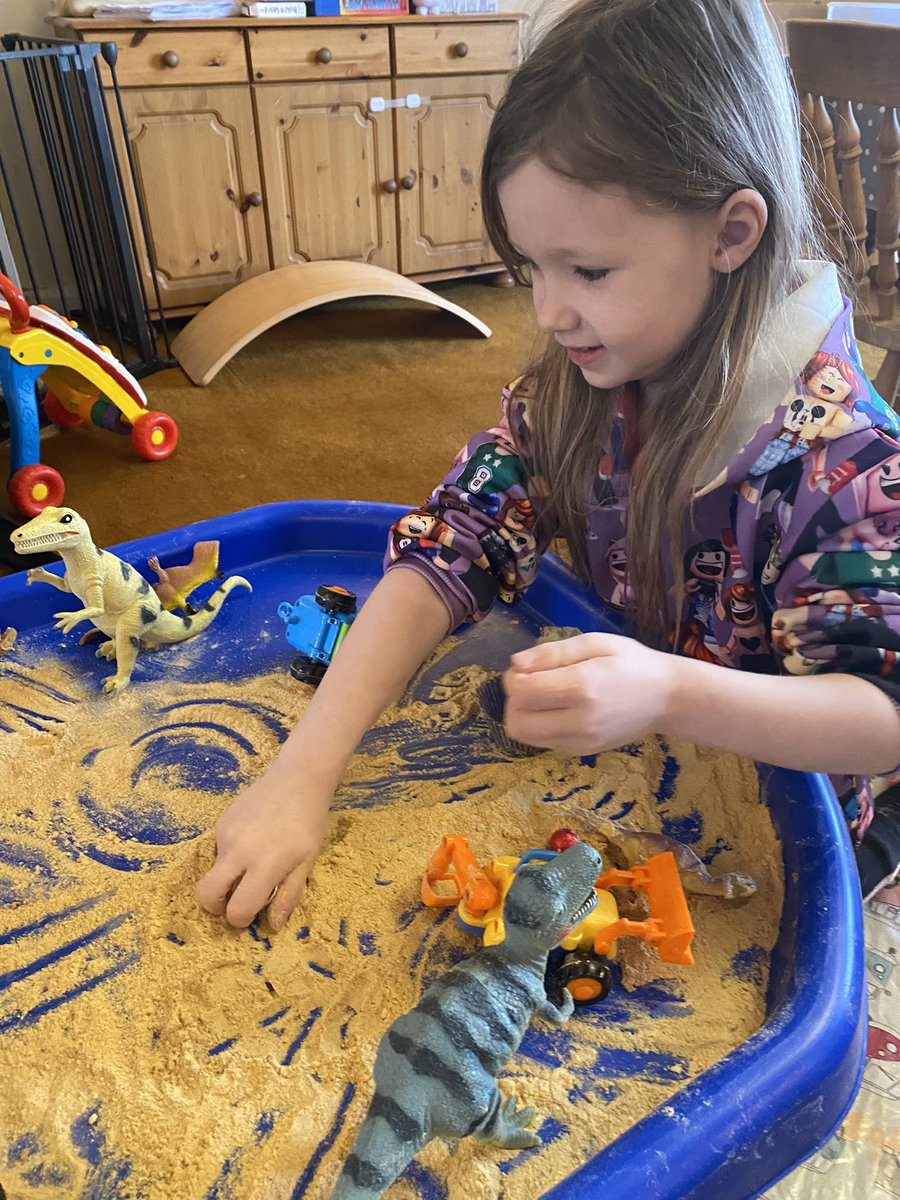 DesignerSmith's tweet image. Edible sand activity, made with #Cheerios...Kept them all busy this morning...I’m still tidying up 🧹 #lockdownlife #mumlife #twinmum #sensoryplay