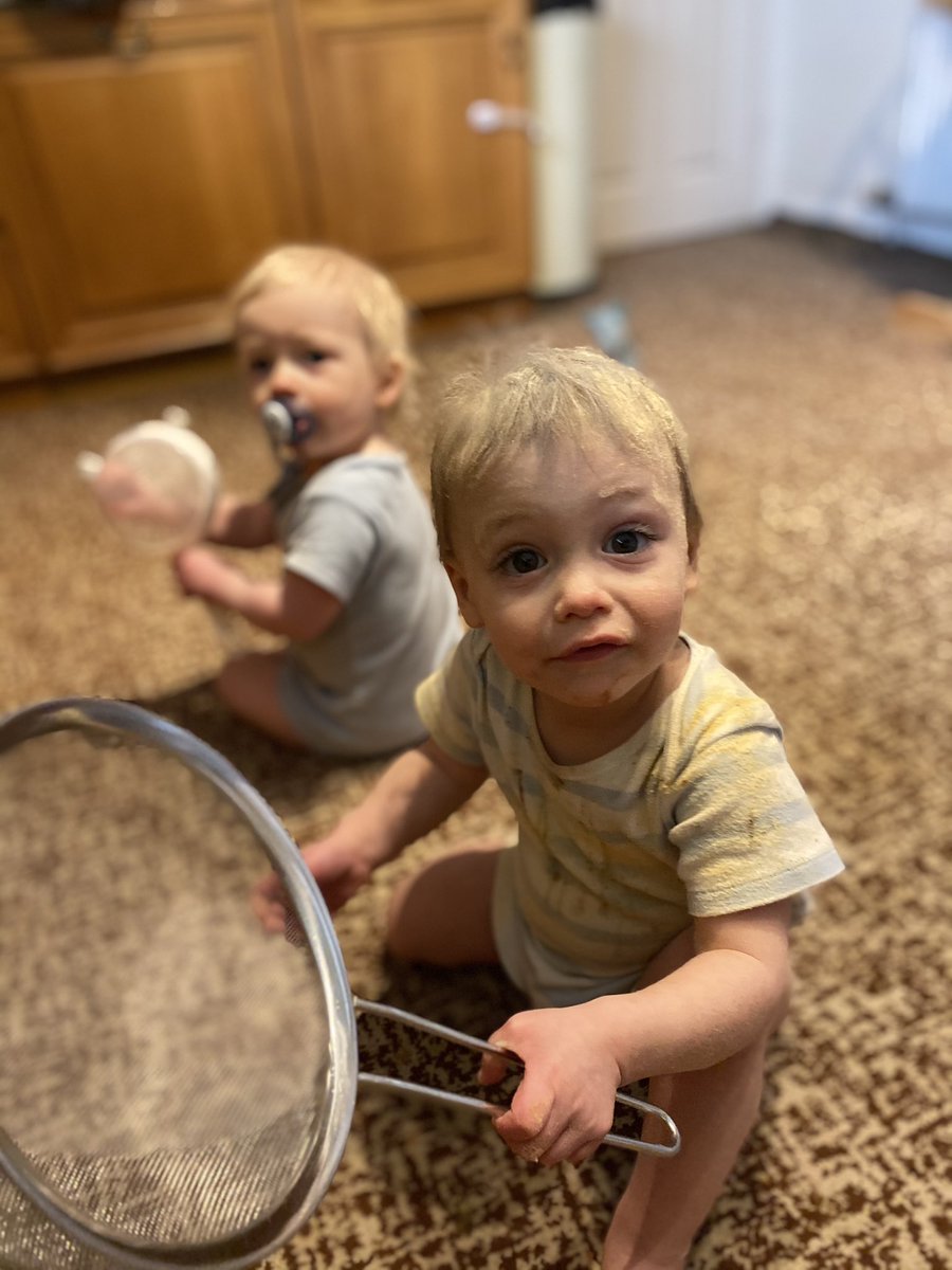 DesignerSmith's tweet image. Edible sand activity, made with #Cheerios...Kept them all busy this morning...I’m still tidying up 🧹 #lockdownlife #mumlife #twinmum #sensoryplay