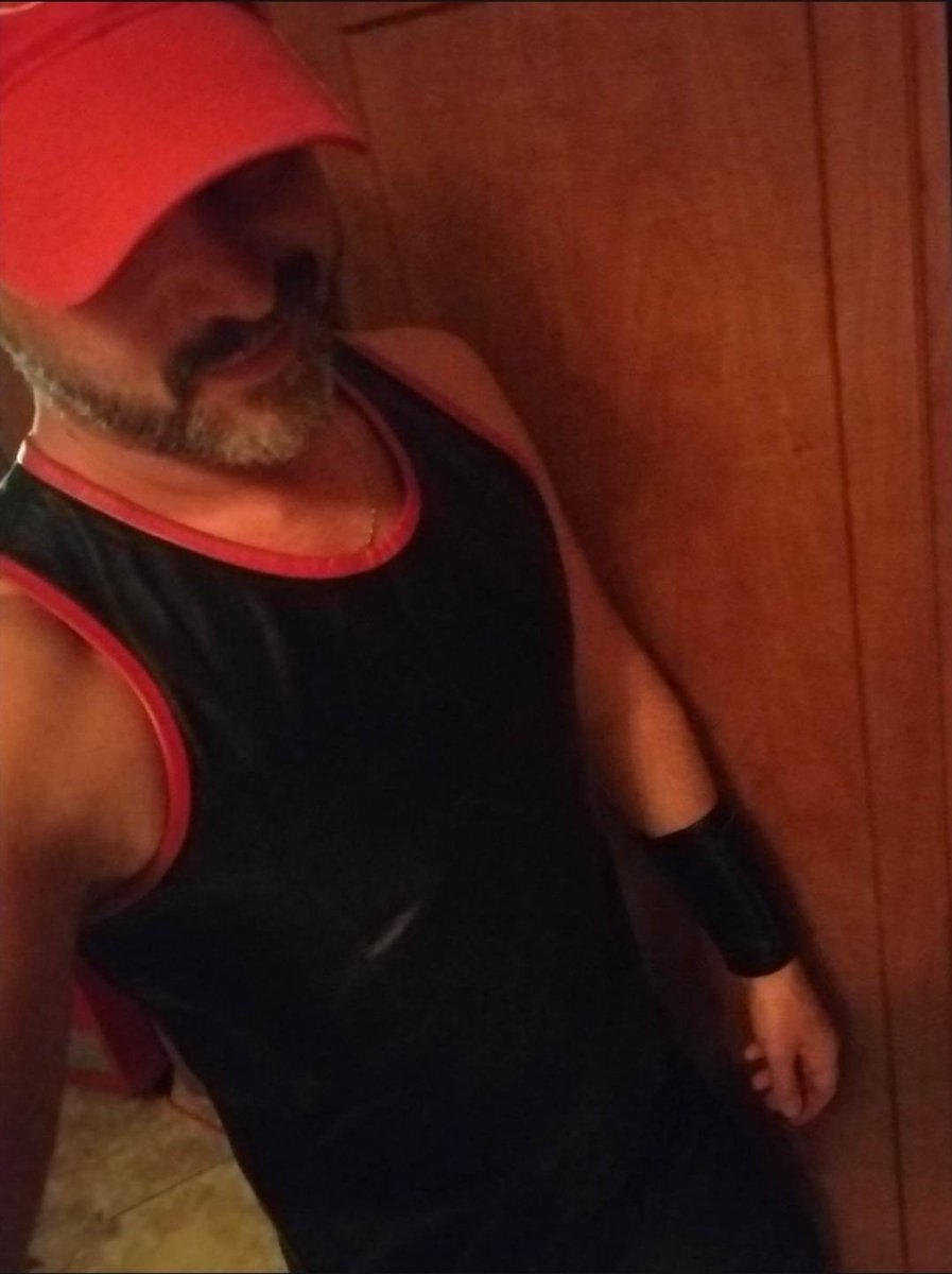 Intent2Capture's tweet photo. Throwback to #MAL2020 and looking forward to #MAL2022. Selling my no longer produced red piped leather tank from Mr. S Leather on #secondskin. DM for details. #leathermen #leathergear #gayleather #kinkgear #gearfetish #gear365 #leatherdom #scruff #jock #redfetish #ff https://t.co/PgdlYYEqdQ