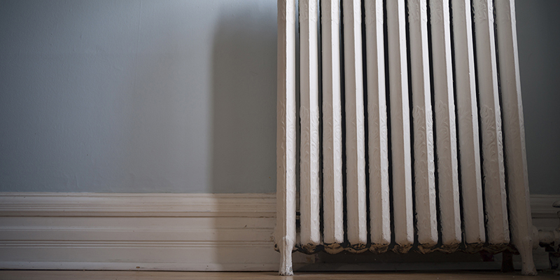Sparky_Fire_Dog's tweet photo. Heating equipment is the leading cause of home fires between December and February, with 1/5 of all home heating fires occurring in January. Stay safe with our safety tips: https://t.co/7S28bCJsZ7

#heatingfires #homesafety #firesafety #winter #heat #research #education https://t.co/yz0lFyPOdz