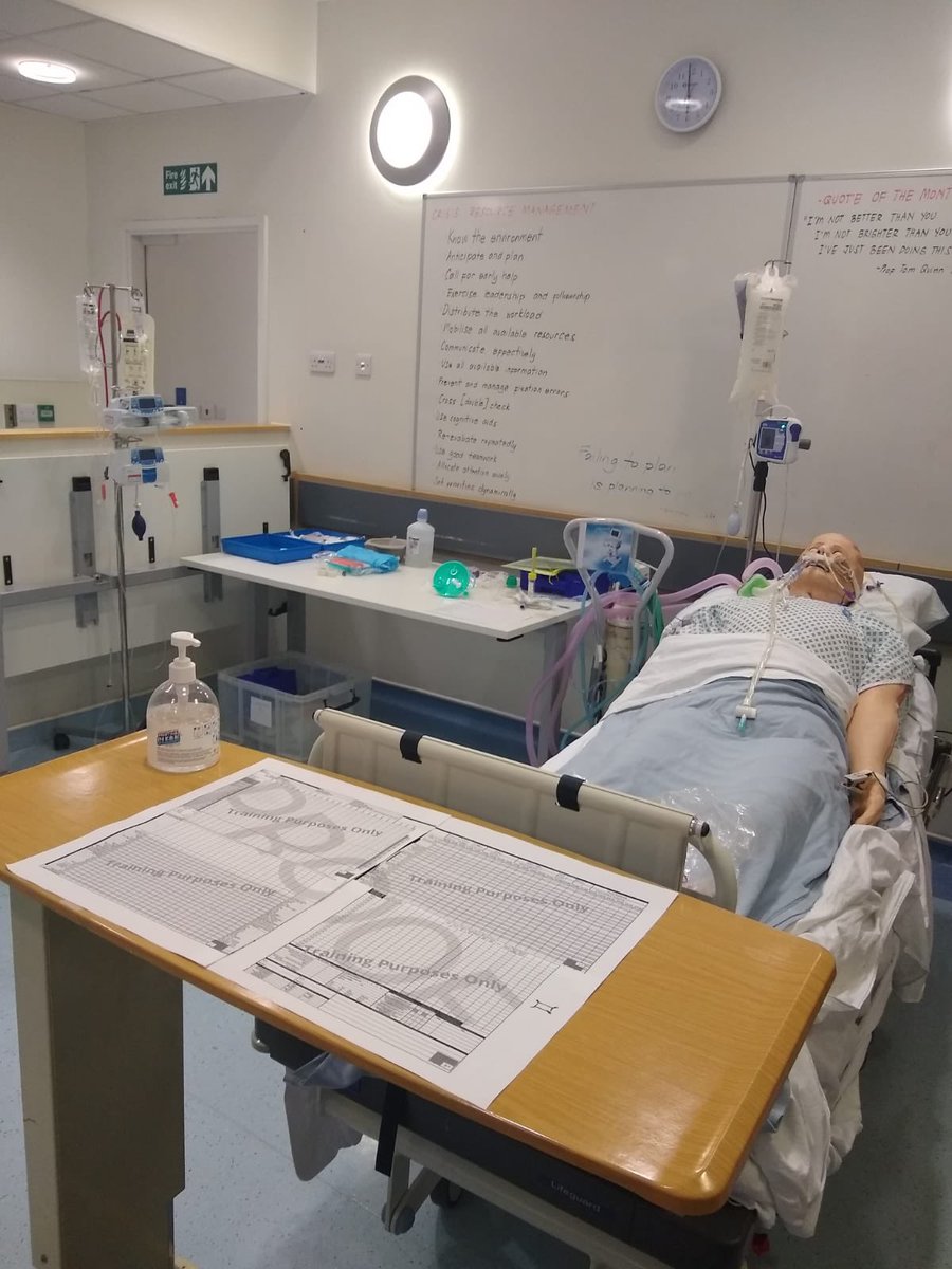 Hands on experience and training on the care of an intensive care patient today @BartsHospital Brilliant course run by @sim_stbarts at a time when many are new to the ITU environment. Can’t recommend it enough.
