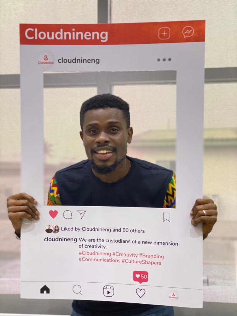 cloudnineng1's tweet photo. When you come over to Cloudnine, one thing you’re guaranteed of always seeing is smiling faces 😀

Do you see any familiar faces? Tag them in the comments 👇🏾

#cloudninecommunications #advertisingagency #unveilingday #explorepage https://t.co/rL7XZgWtQy