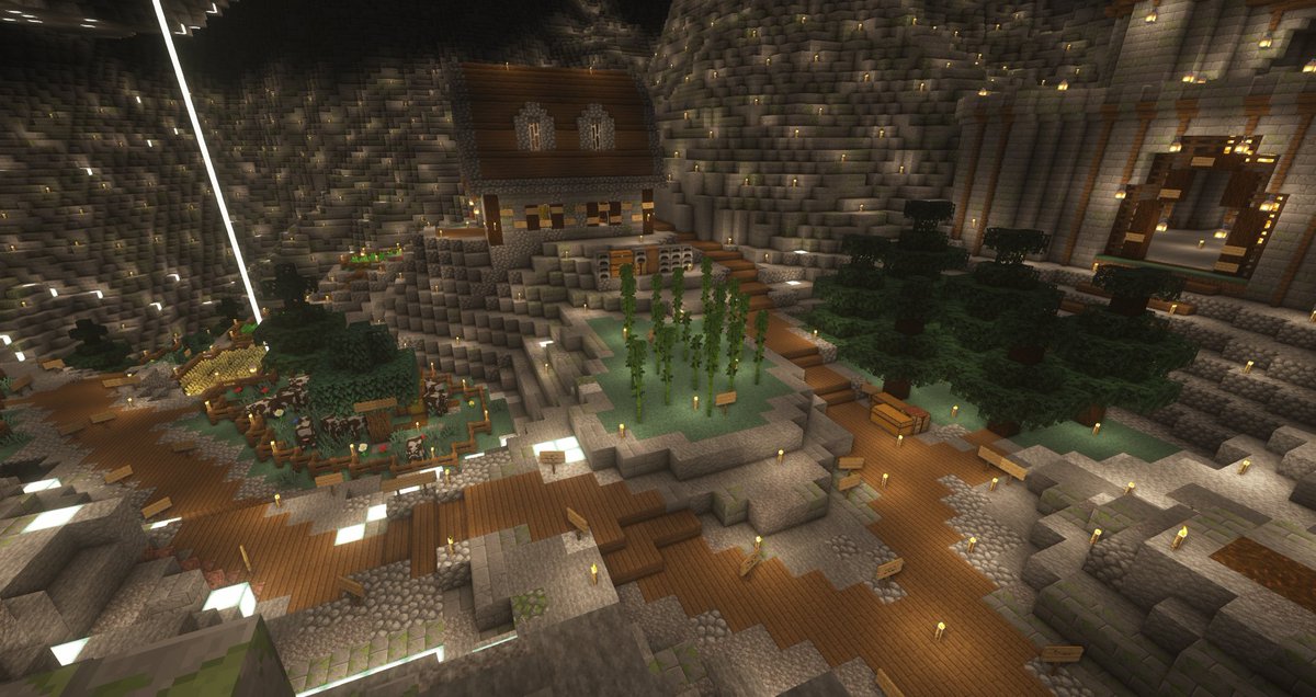 Effarek's tweet photo. Je me suis fait prank sur @UndergroundMC par @CookieeJade et @SebouChu

Ils ont mis plein de citation de OSS117, Kaamelott, les inconnus, Astérix Mission Cléopâtre, Brooklyn 99, les 2 minutes du peuple...

C'était très drôle merci https://t.co/pB8snShJrd