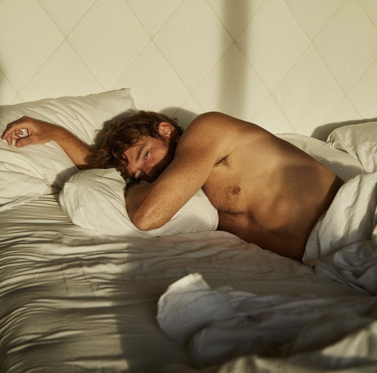 Living with the open wounds of his past. Looking for help and companionship and a new team. Addicted to the rush of the Big Heist. 

#OpenDMs