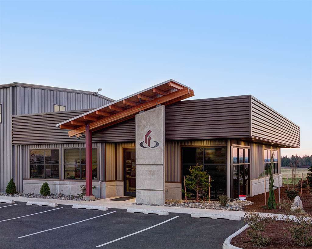 From gutters and downspouts to windows and canopies, Star offers a complete line of worry-free accessories. Designed to fit any Star application, our accessories add to a finished building with a unique presence. Learn more: bit.ly/2LxQJ46