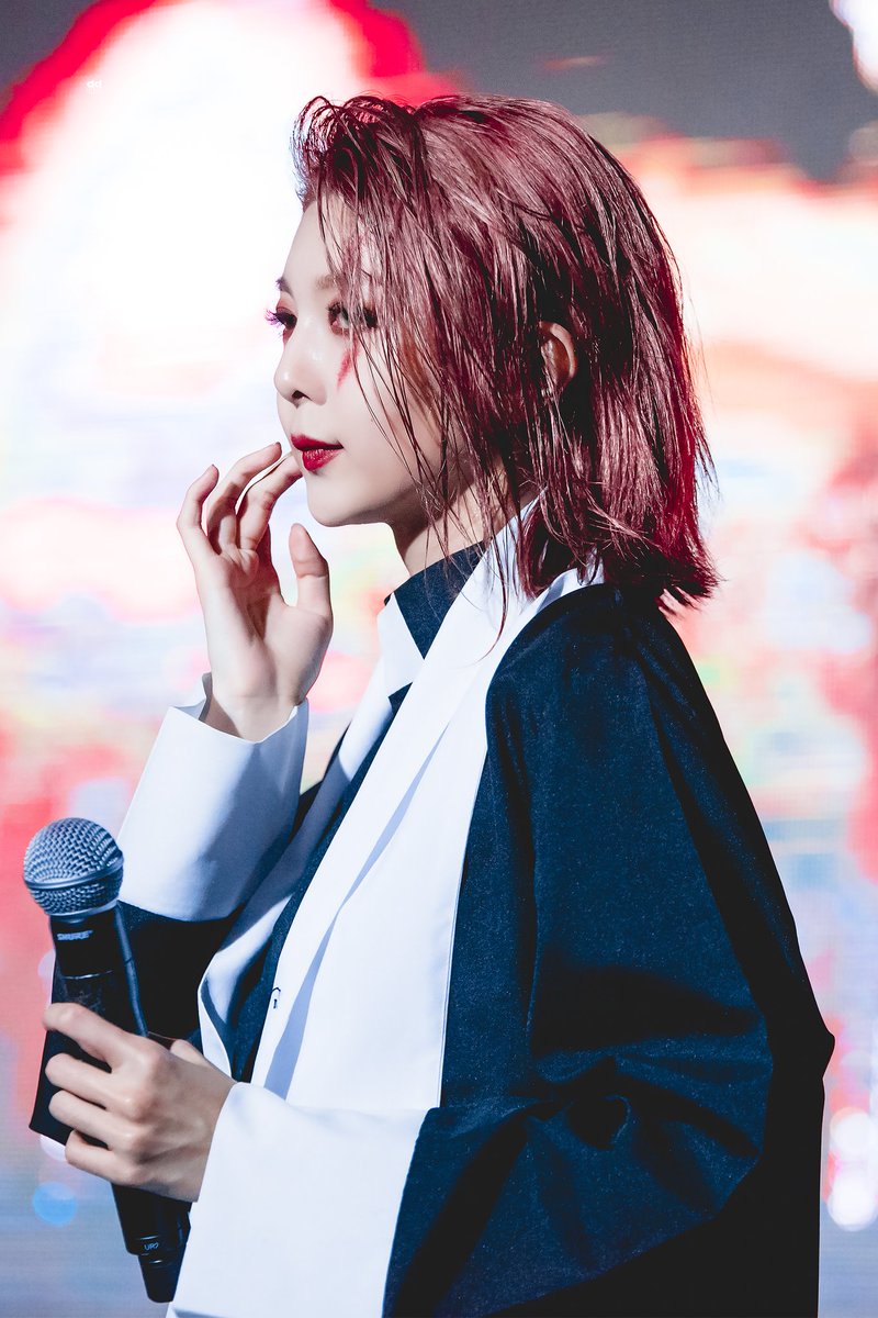 daydream_0307's tweet photo. 191020 인썸니아 창단식&amp;팬미팅 

오드아이 컴백 기념
오드아이 다미 뉴보정 !!

@hf_dreamcatcher
#드림캐쳐 #다미 https://t.co/Wjiz7WiUni