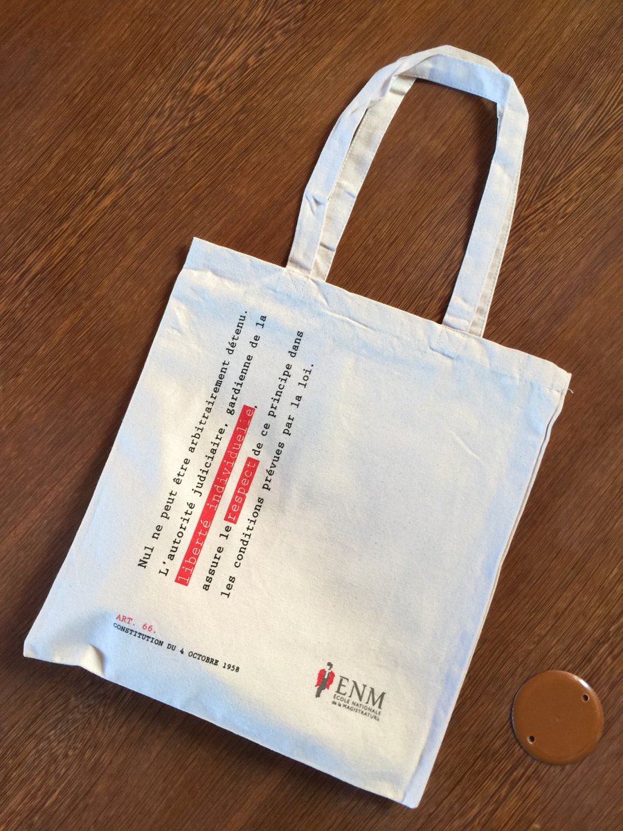 Comment mener des entretiens difficiles ? C’était le thème de nos 11 sessions de formation animées à l'<a href="/ENM_France/">École nationale de la magistrature</a>. Un format interactif et dynamique grâce aux techniques du théâtre. Des rencontres, des beaux moments de partages de pratique et de cohésion d’équipe !