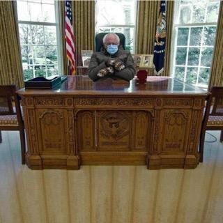 Bernie Sanders memes are giving me life (A thread)