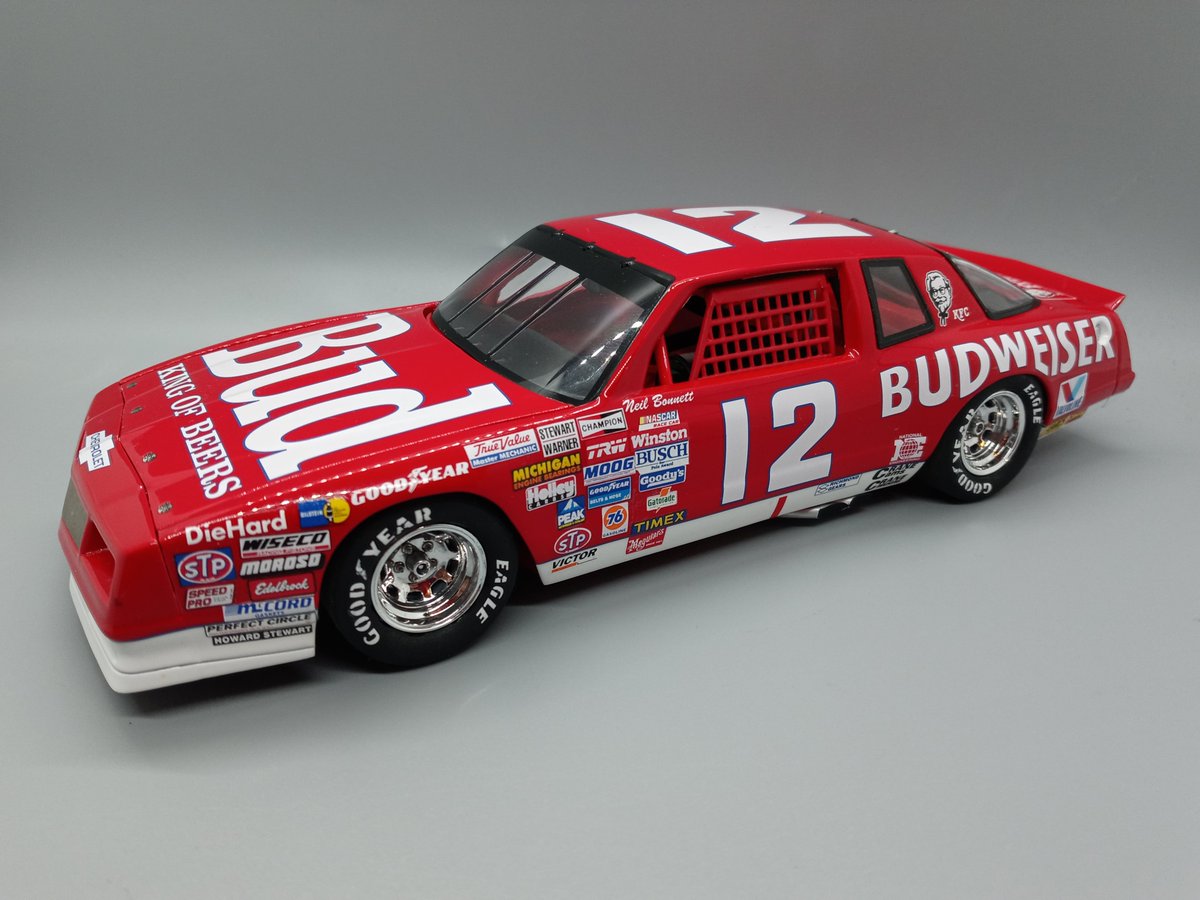 Josegon9198's tweet photo. Neil Bonnets junior johnson budweiser monte carlo that Davey Allison drove at talladega in 1986. #daveyallison #neilbonnet #juniorjohnson https://t.co/Q5Mi3VVprg
