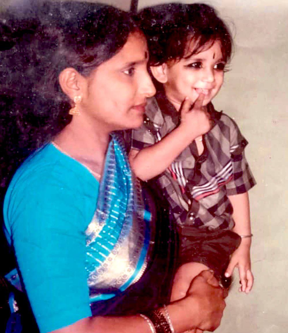 Itss_SSRIAN's tweet photo. 21st January, 2021, Whole World is Now Celebrating Birthday of Pure Soul Sushant Singh Rajput @itsSSR 🎂 🎉❤️🤗🙏🏻. 
Are You Part of this Historic Movement. ??? 🧐🧐

Its #SushantDay ❤️ https://t.co/UDmBfn03jl
