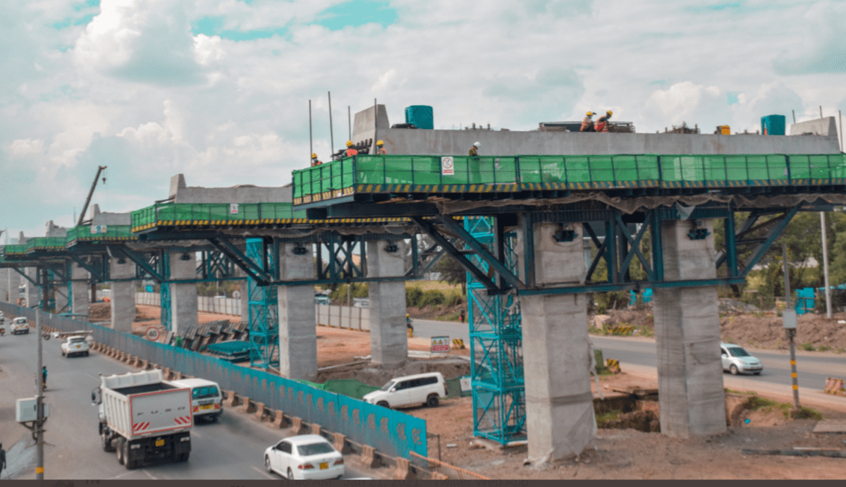 citizentvkenya's tweet photo. PDU: Expressway to slash the Westlands-JKIA 2-hr commute to just 15 minutes https://t.co/SlpcG68CFe https://t.co/YllKpa41Kv