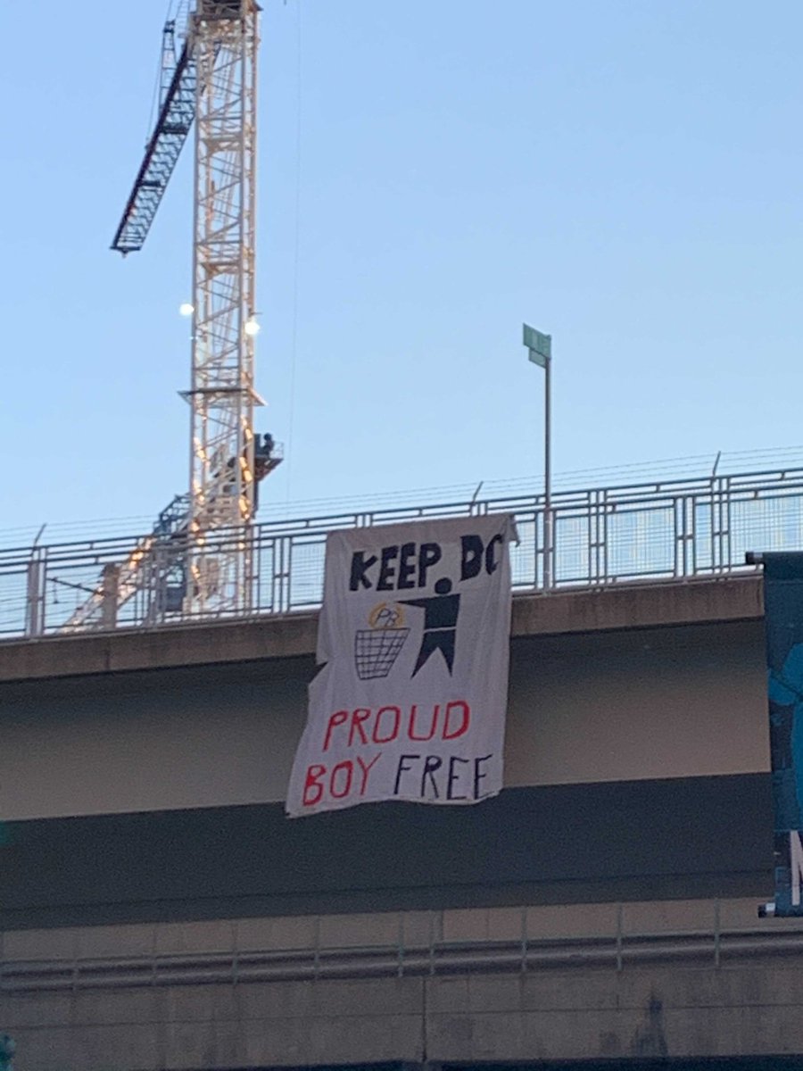 Spotted near downtown DC on Inauguration Day. We have no love for Biden, but the Far Right are not welcome in DC. Against the fascists, the ever-strengthening police state, and any military occupation! #BashTheFash #AbolishThePolice #SolidarityForever