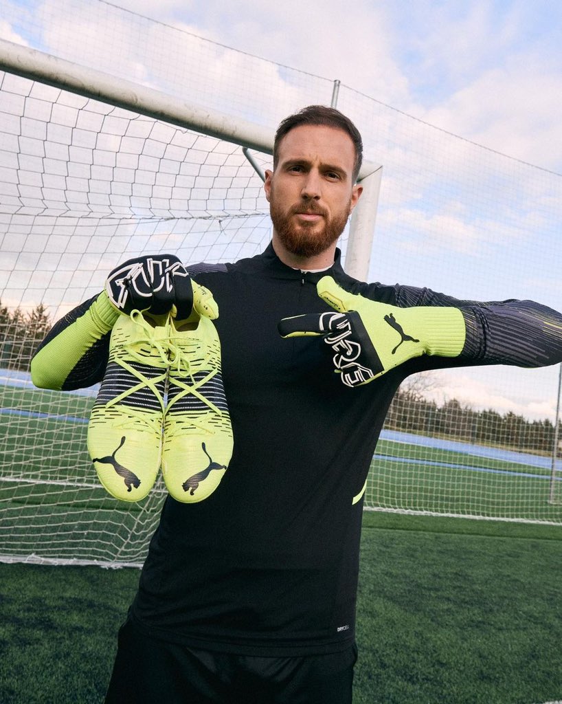 Jan Oblak Twitter: "We here to make em craZy 🤪 @pumafootball #PUMAFutureZ https://t.co/9tb886LTav" / Twitter