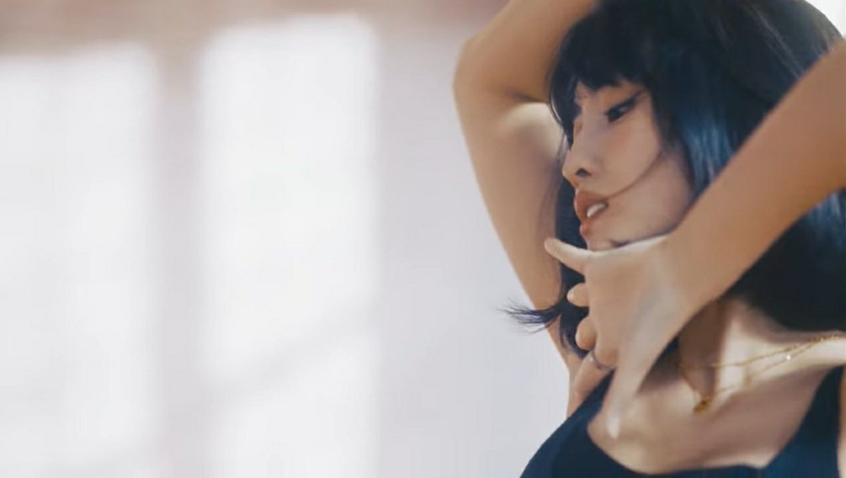 TWICExONCES's tweet photo. Que este sea el comienzo de muchos proyectos que las dejen brillar y tengan el reconocimiento que merecen porque son chicas llenas de potencial y que no solo los fans si no personas del entretenimiento admiran!

MOMO FIRST COLLAB
#OurSuperheroMomo
#スーパーモモりん 
#MOMO_yukaDD https://t.co/uQUqKkhGyd