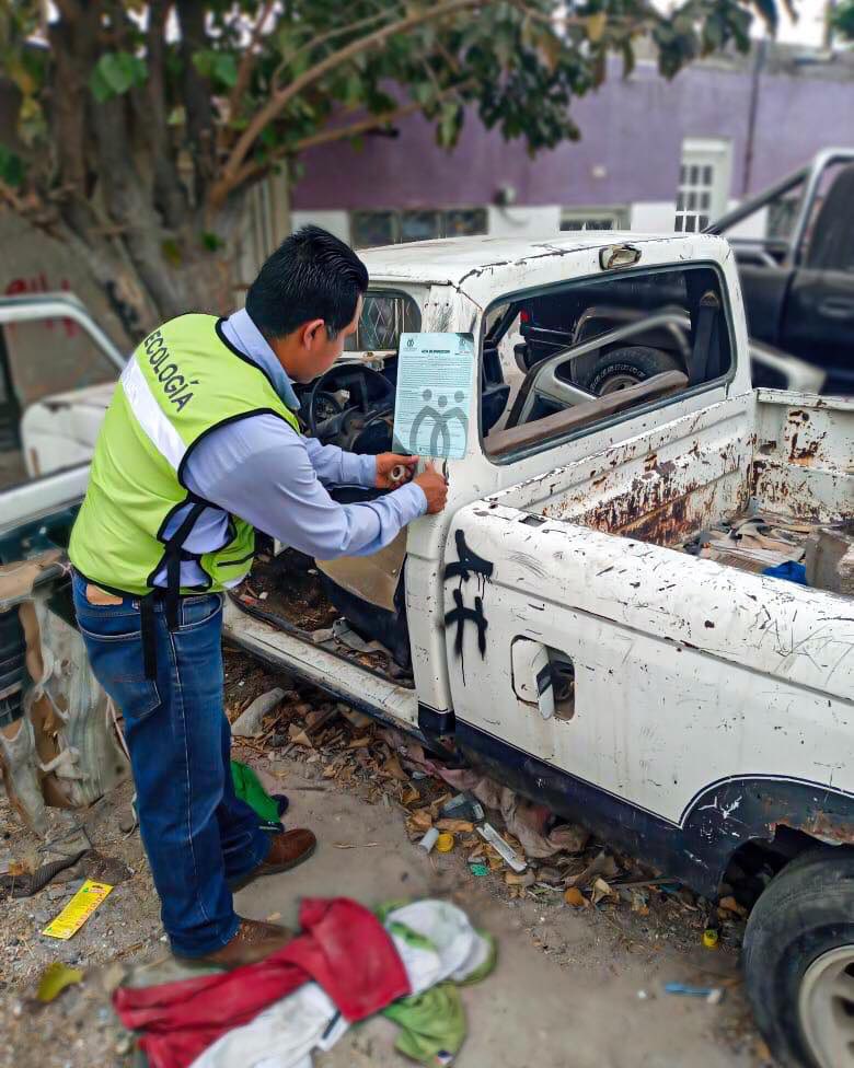 MarinaVitela_'s tweet photo. 📢 Recordemos que el cambio y mejora de nuestro municipio es tarea de todos 🤝, por lo que solicito de su apoyo para reportar este tipo de prácticas a Ecología y Medio Ambiente Gómez Palacio ♻️ para dar seguimiento. https://t.co/uaNmkJnRFl