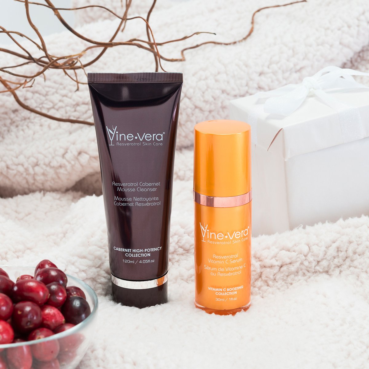 2 essentials we recommend to anyone looking to improve their skin ... 1) a gentle #cleanser ... 2) an enriching #serum 

Explore the entire #VineVera line up. You're sure to find something that works for YOU!

VineVera.com

#skincare #beauty #facial #antiaging