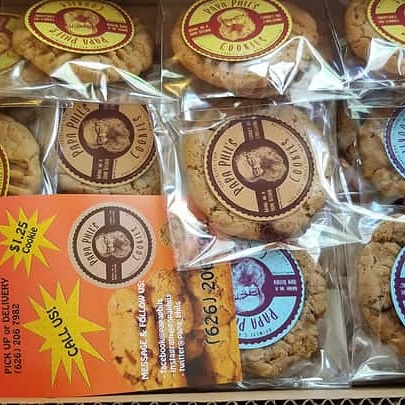 papa_phils's tweet photo. We deliver gourmet cookies just $20.00 for 16, any combo you want. 
Order https://t.co/C1tQr9SDcK &amp; get your cookies in under 2 hours!
Free delivery in most parts of Eagle Rock, Glassell Park &amp; Highland Park https://t.co/zctbq2mq8E