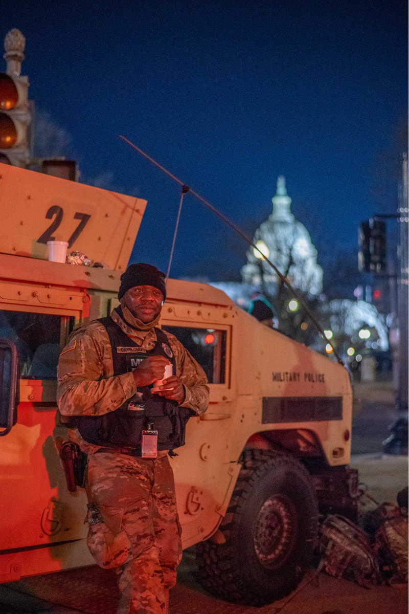 WCKitchen's tweet photo. As inauguration week comes to a close & first responders head home, we want to thank the incredible volunteers, the DC restaurant community, & everyone who helped provide nourishing meals for those who kept us all safe. WCK served 16,000 fresh meals with your help. โค๏ธ #ChefsForDC https://t.co/bFpkueC7dP