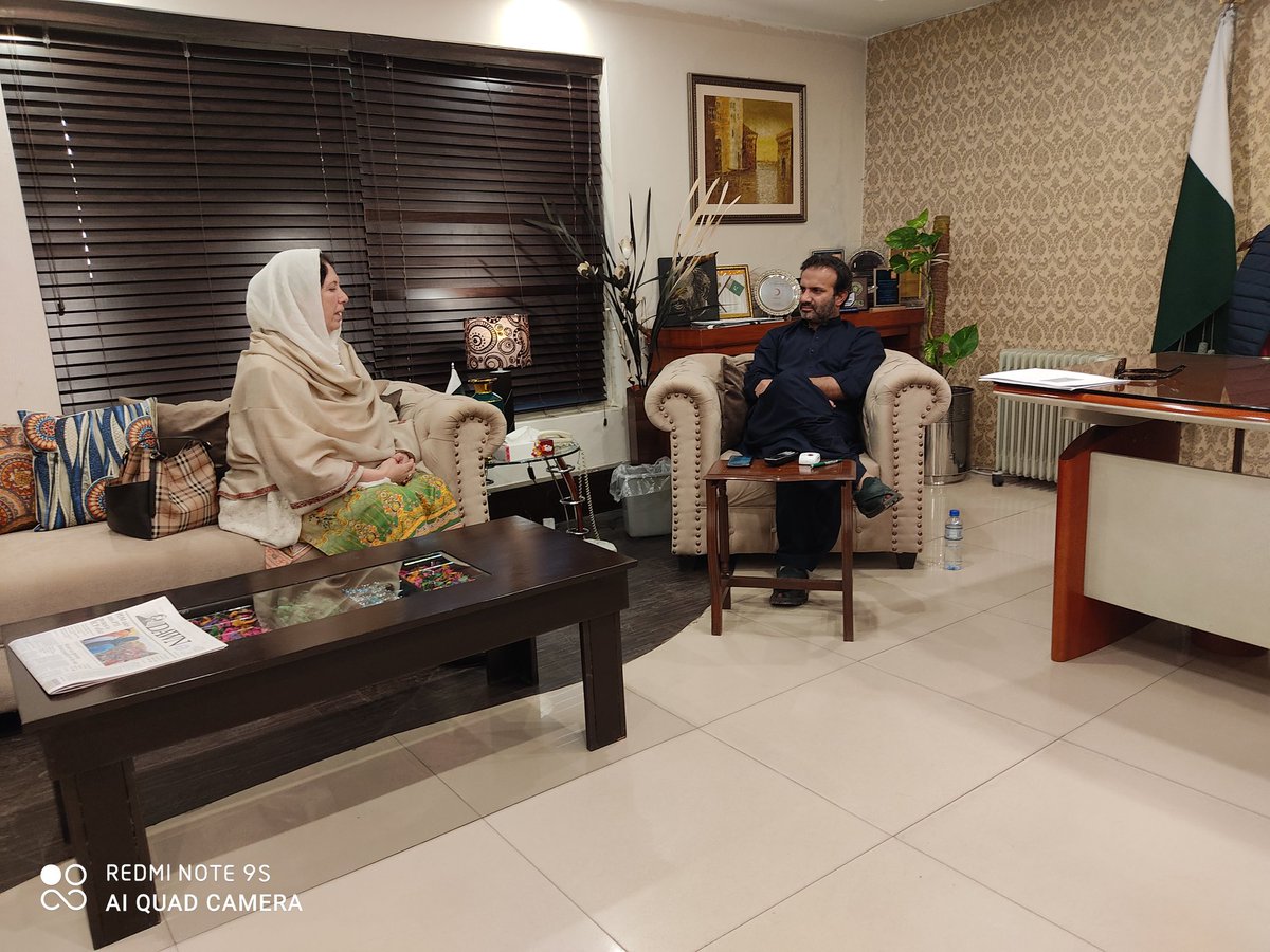 Dilshad Bano Member GB Assembly had a meeting with Aun Abbas Managing Director Bait - Ul- Mal at Islamabad today. 

Discussed scholarships for education, Disabled/special persons, Vocational/technical Centres, handicraft projects and various other plans in the region.