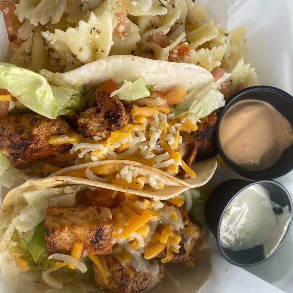 There's no "we" in tacos 😁  

📷 Thank you rese_eats for approving our tacos!

#rhythms #rhythmsatrainbowbeach #rainbowbeach #tacos #thursdayvibes #tacosarelife #stx #stcroix #seafood #seafoodlover #tacolover #foodie #eeeeeats #caribbeanfood #caribbean #island #saintcroix #usvi