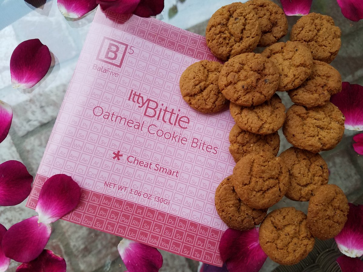 BalaFive's tweet photo. Losing weight doesn't have to mean depriving yourself of treats! The Itty Bittie Oatmeal cookie bites help you lose weight while you snack! Delicious treats that shrink your waist - it's that easy! Get yours and learn more: https://t.co/pXAn2GnU3Q

#cookies #oatmealcookies https://t.co/eAO7rJVJq2