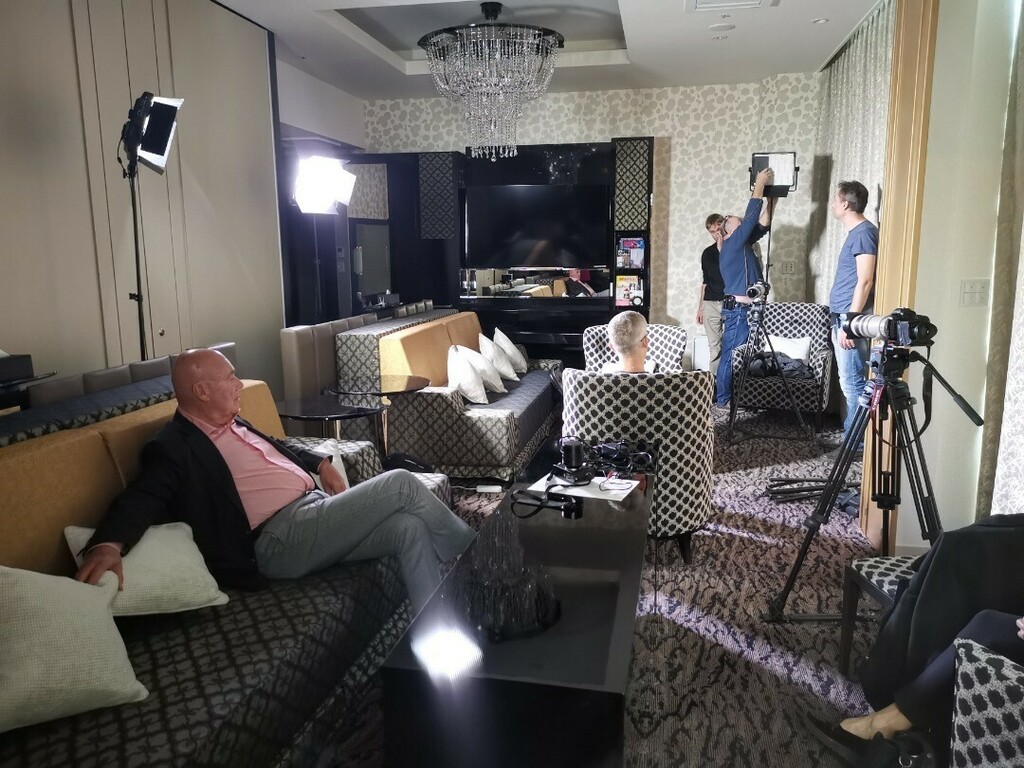 пальчик-смайльчик. tweet media