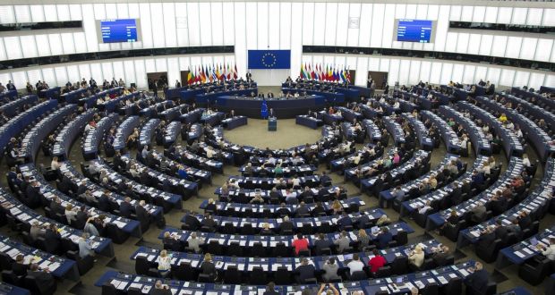 ZSchneeweiss's tweet photo. Burned out? EU lawmakers say it’s fine for you to log off https://t.co/GNGc3j61Wf via @nat_droz https://t.co/sKJcSzSH12