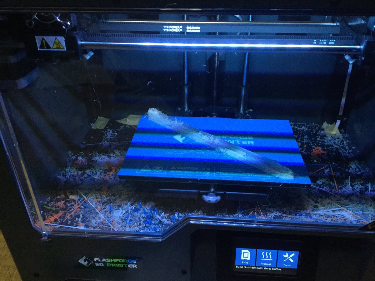 K_numaclow's tweet image. メインのフィラメントが途中で折れて PVAだけ出力された不幸の産物…😇

というかプリンタ内に溜まったゴミがえらい事になってるし、そろそろ掃除しないと…
#CreatorPro2 #3Dプリンタ