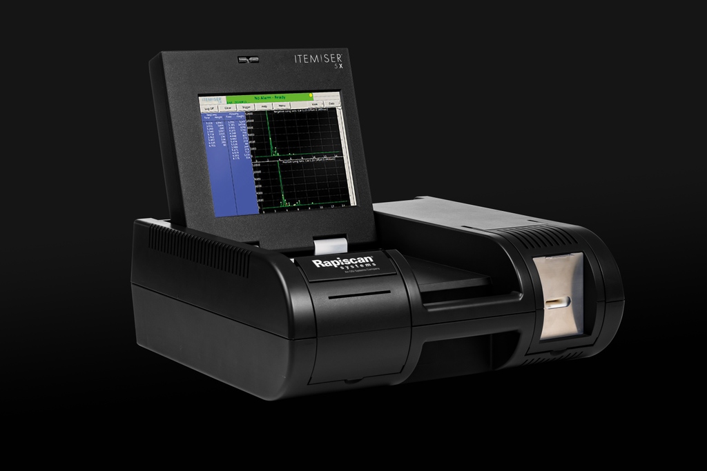 RapiscanSystems's tweet photo. Introducing the Itemiser® 5X uses optimized detection libraries and advanced software algorithms, making it the ideal solution for detecting trace amounts of explosive and narcotic threats.

Read more here 👇

https://t.co/1m4QaVk8wC

#productlaunch #tracedetection #security https://t.co/RrShJm3UIJ