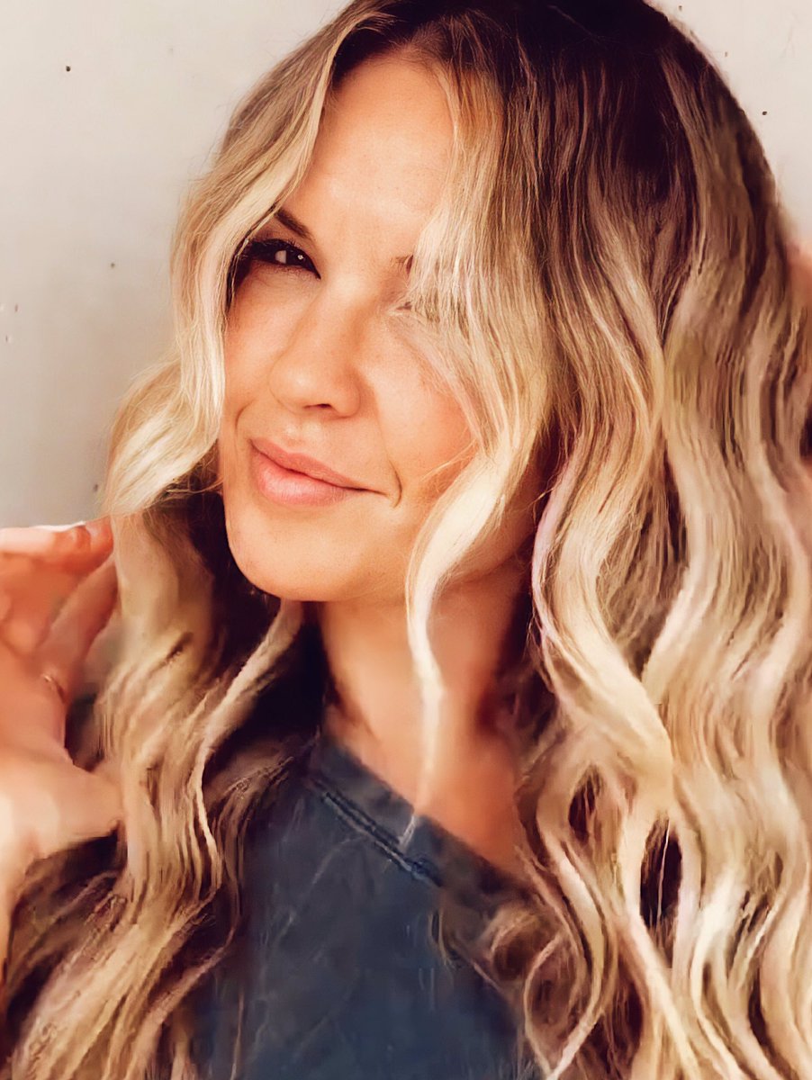 brianaposts's tweet photo. 👩🏼💓 https://t.co/I19IMg3Omw