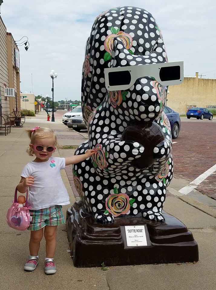 It’s #squirrelappreciationday!  Here in Marysville, we love our furry mascot friends and we know you love them too!  Share a photo with your favorite black squirrel using #nuts4marysville!  
.
#visitmarysville #blacksquirrelsonparade #blacksquirrels #squirrelsofinstagram