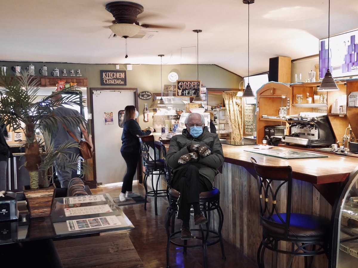 barriobarista's tweet photo. Waiting on that horchata latte. #barriobarista https://t.co/6W1MeZ2SAS