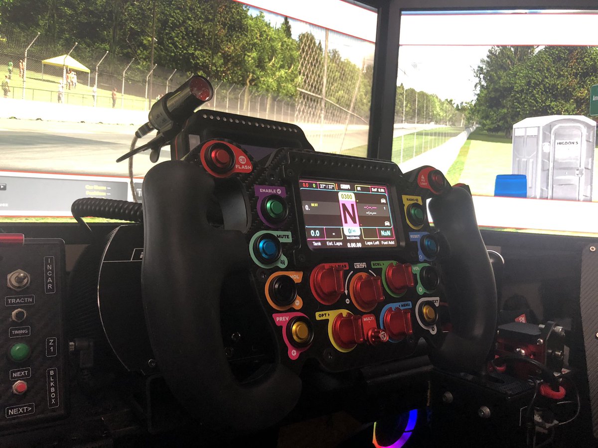 KenRod69's tweet image. Here are a few of my own pics of the @gomezsimracing Formula Pro Elite wheel. You can read my complete review at esport-racing.us/p/Gomez-sim-in…